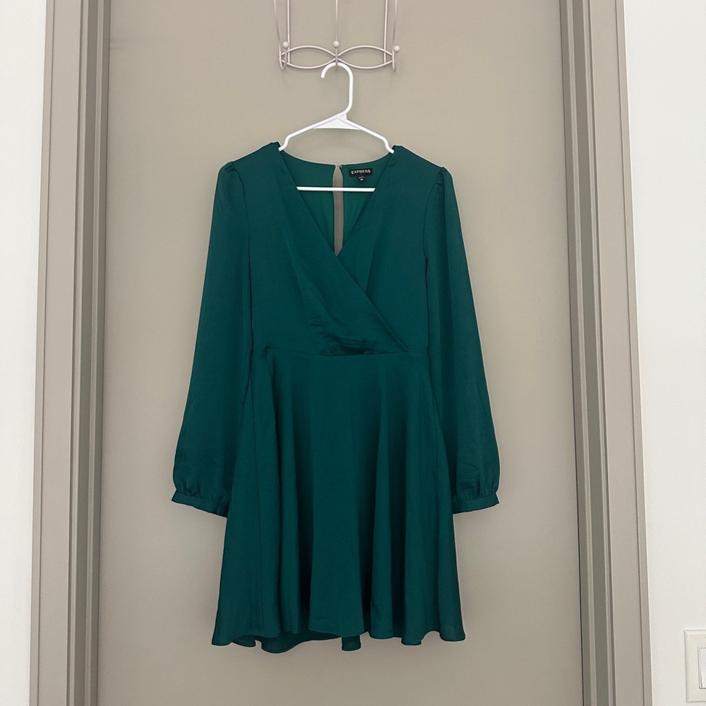 Express Long Sleeve Green Dress